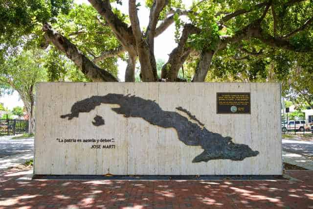 Cuban Memorial Boulevard